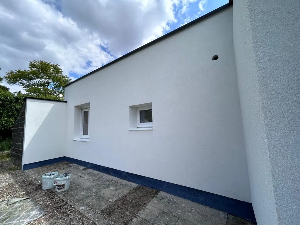 Bajabouw gevelisolatie, crepi en totaalrenovatie te Dendermonde